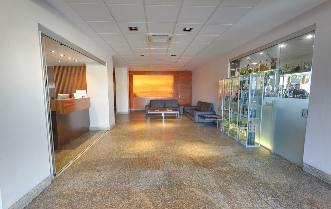 Hotel Moya Navalmoral De La Mata Extérieur photo