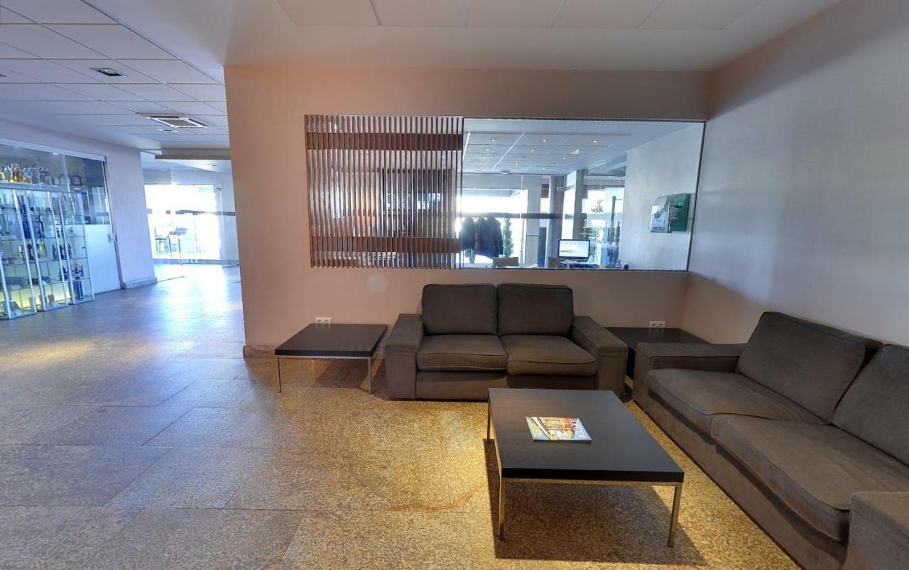 Hotel Moya Navalmoral De La Mata Extérieur photo
